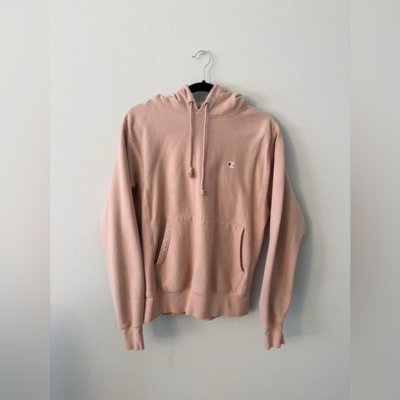 Champion x Urban Outfitters Reverse Weave Boyfriend Hoodie in Dusty Rose - Picture 1 of 2